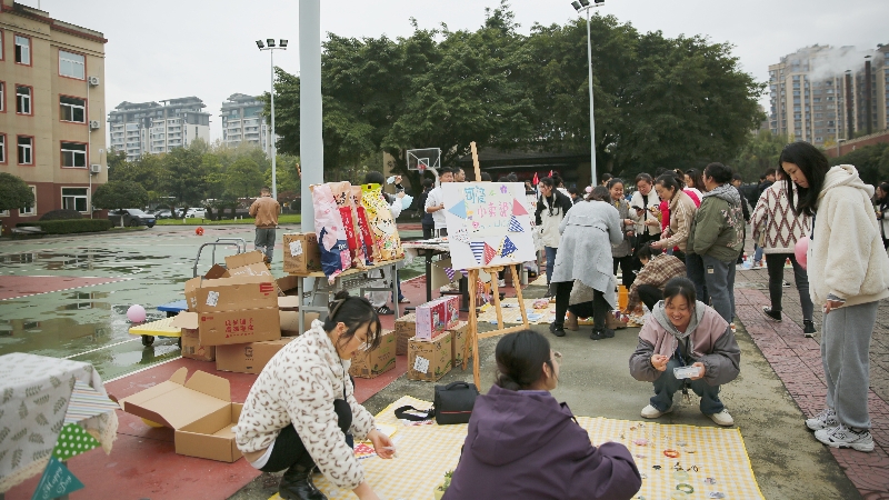 文化周|共享閑置，“集市”行樂，四川海蓉開展愛心集市公益活動